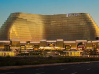 오카다 마닐라 운영사 유니버설 엔터테인먼트, 나스닥 상장 3개월 연기